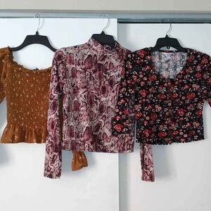 SET OF 3 Longsleeve TOPS